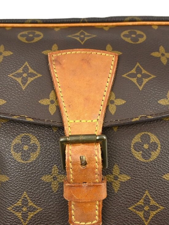 LOUIS VUITTON Monogram Canvas Jeune Fille MM Crossbody Best02 LOUIS VUITTON JEUNE FILLE GM CROSSBODY BAG PURSE MONOGRAM MI8912 YQ07226
